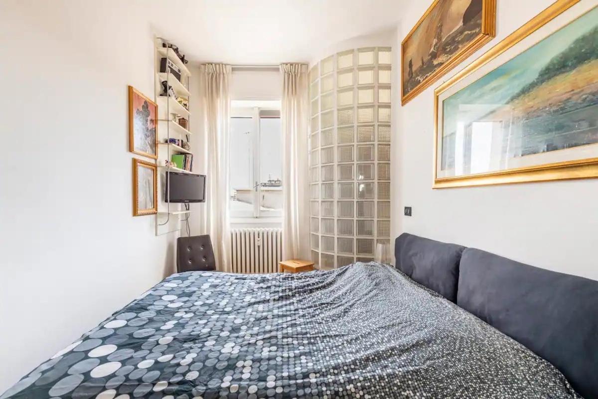 Apartment Glassy